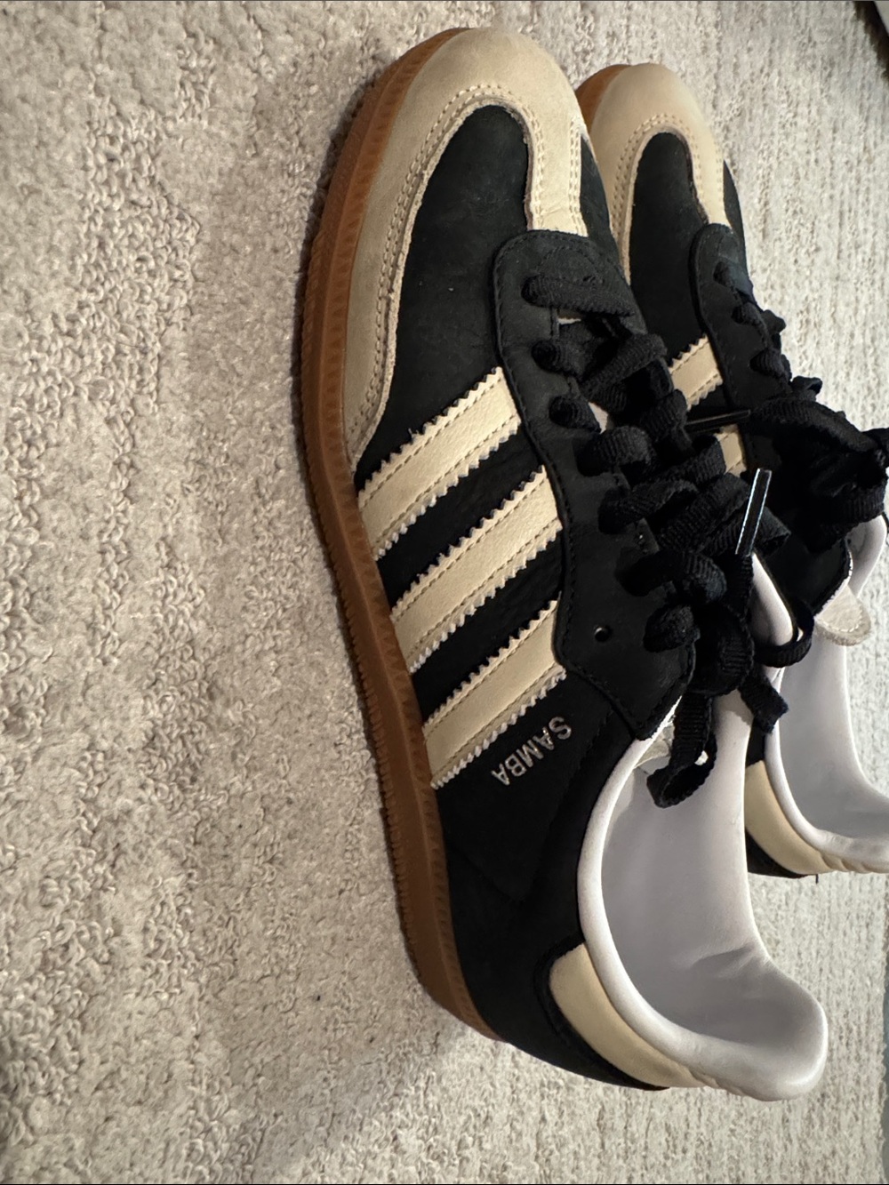 adidas Women's Black and Cream Classic Sneakers